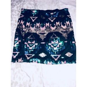 Aztec pattern Sequins mini skirt